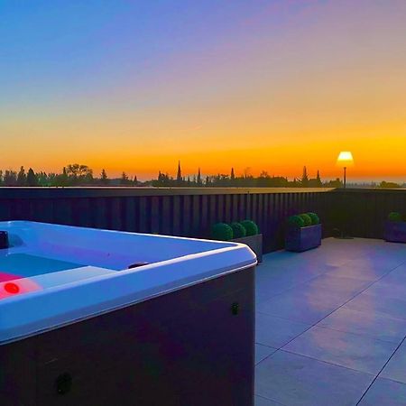 Saint Remy De Provence Roof Top Avec Jacuzzi エクステリア 写真
