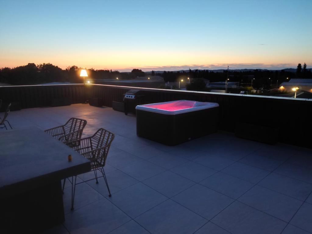 Saint Remy De Provence Roof Top Avec Jacuzzi エクステリア 写真